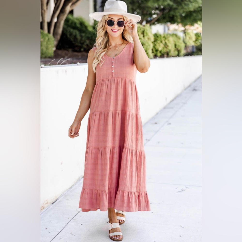 Pink Sleeveless Maxi Dress
